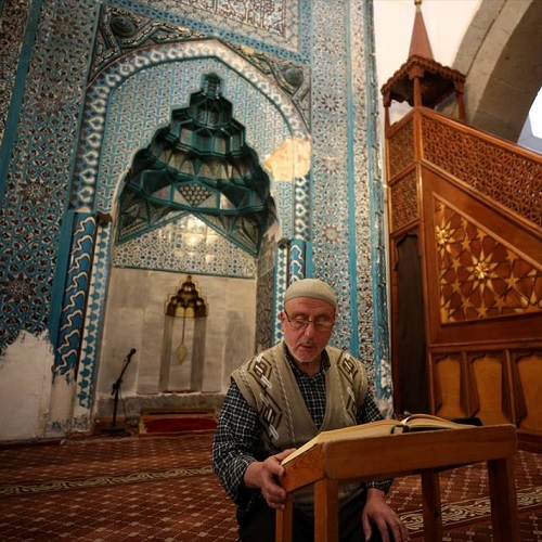 Tarihi Yapılarda ibadet